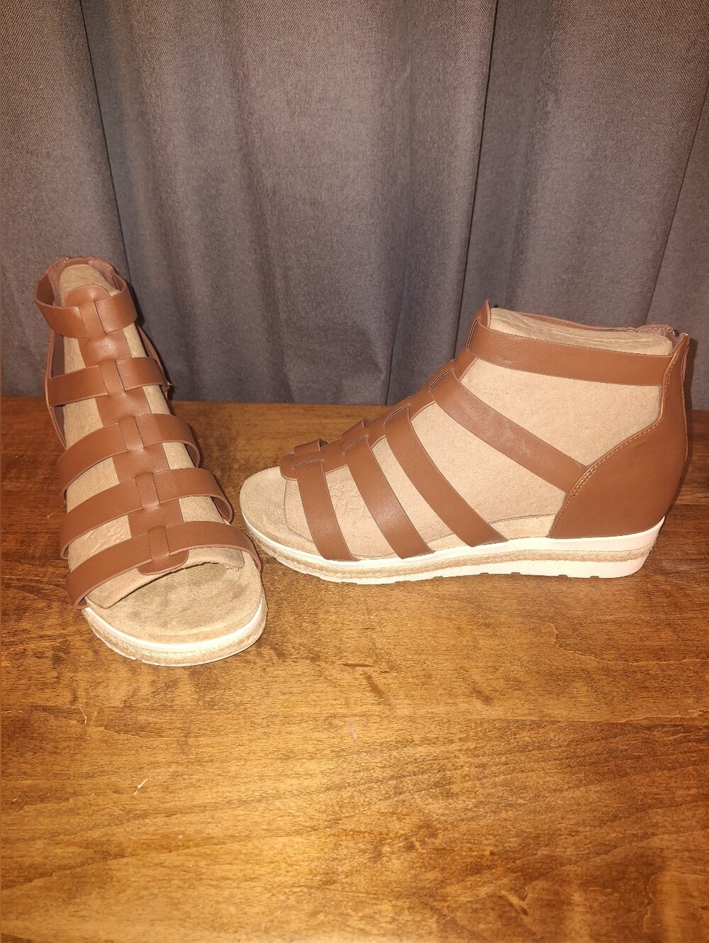 Women's Strappy Wedge Sandals - Brown